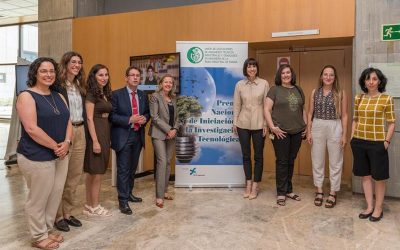 La vicepresidenta primera del Gobierno, Nadia Calviño y la ministra de Ciencia e Innovación, Diana Morant, visitan la Exposición mujeres ingenieras de éxito de UAITIE