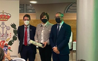 María del Pilar Alonso Miñambres, recibe la distinción de Socio de Mérito de la UAITIE impulsada por su Asociación provincial de Zamora