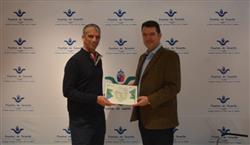 La Asociación de Tenerife entrega el premio Engineidea.es a su asociado Santiago Yanes