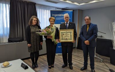 Antonio Hernández González, es distinguido con la Insignia de Socio de Mérito de la Unión de Asociaciones de Ingenieros Técnicos Industriales y Graduados en Ingeniería de la rama industrial de España, UAITIE