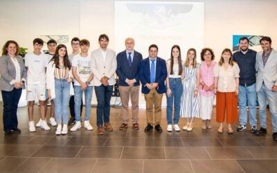La Asociación de Ingenieros Técnicos Industriales de La Rioja (AITIR) entregó por cuarto año consecutivo su reconocimiento regional en el marco del Premio Nacional de Iniciación a la Investigación Tecnológica impulsado por la UAITIE