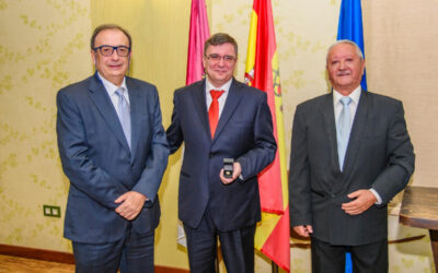 El colectivo de Ciudad Real rinde homenaje a la ingeniería técnica industrial con un emotivo acto institucional