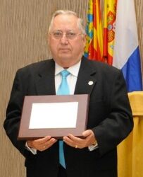 Alicante despide a Enrique S. Castaño-Rogel y García, figura clave de la Ingeniería Técnica Industrial.